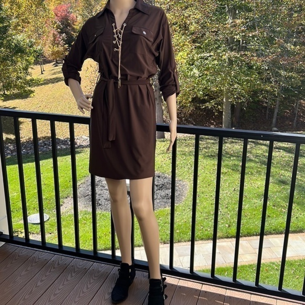 Griffin Paris casual chic brown/gold chain accents lace up tie belted dress